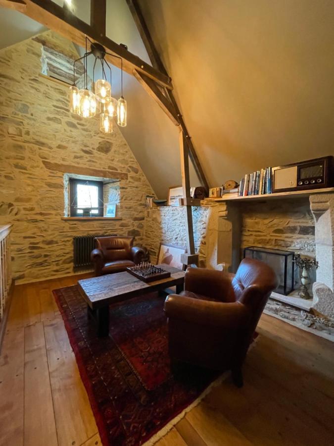 Manoir Medieval Du XV Ieme Siecle Minihy-Tréguier Buitenkant foto